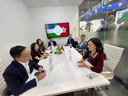IT Park Uzbekistan and Hong Kong's Cyberport Expand Startup Cooperation